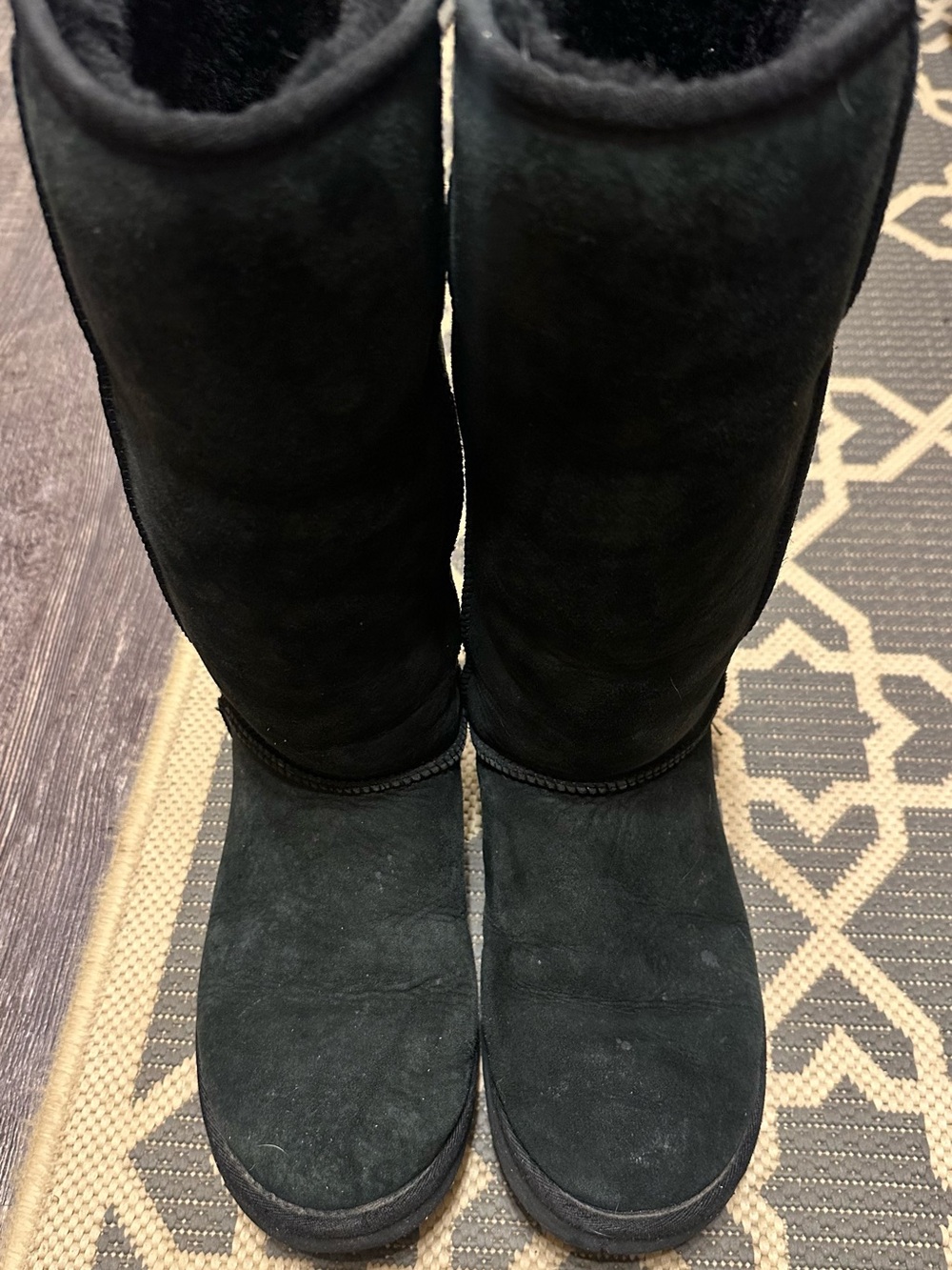 UGG Women’s Tall Winter Boots-Black-Size 10
